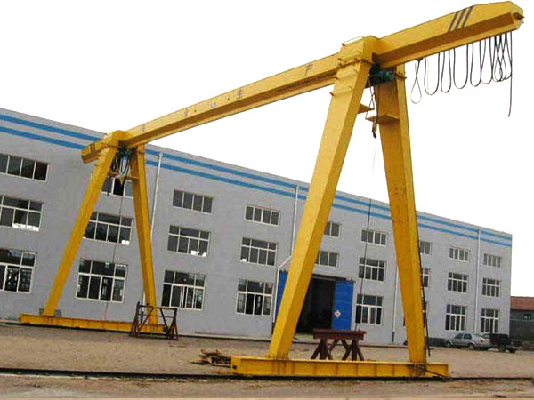 行吊和龍門吊是同一種設備嗎？